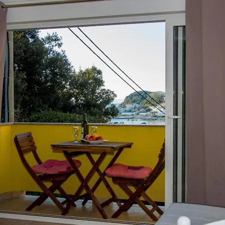 Apartment Caruso With Sea View Kampor