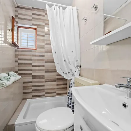 Caruso With Sea View Apartment