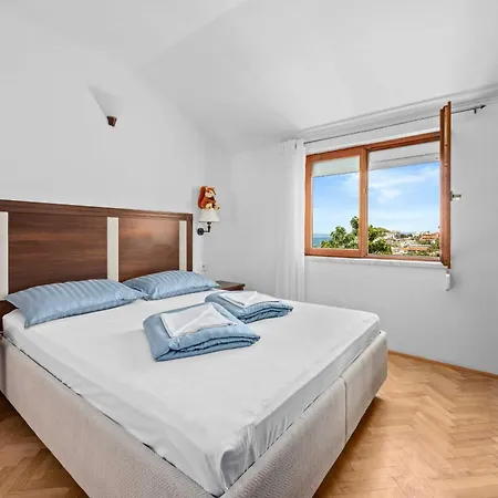 Caruso With Sea View *